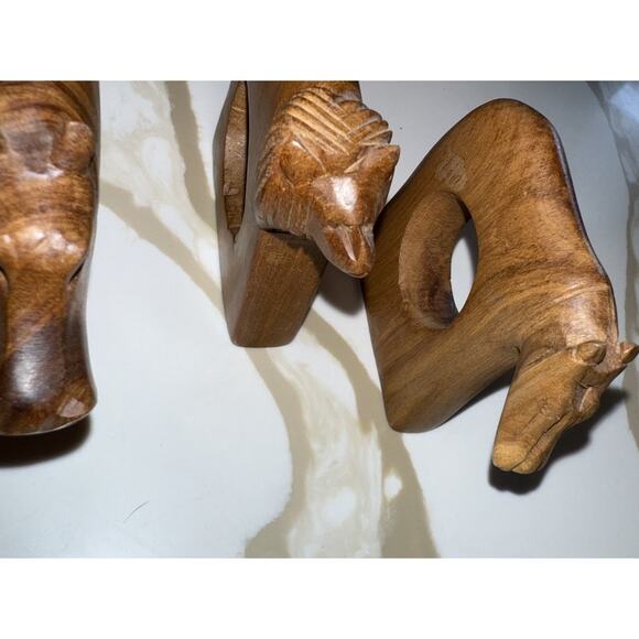 Safari Animal Napkin Ring Holders Hand Carved Wooden Set Of 4 Table Decor - Picture 5 of 10